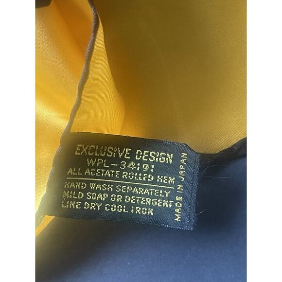 Vintage Scarf Wrap Square Geometric 31” Yellow Retro Career Multi-functional - Picture 7 of 8